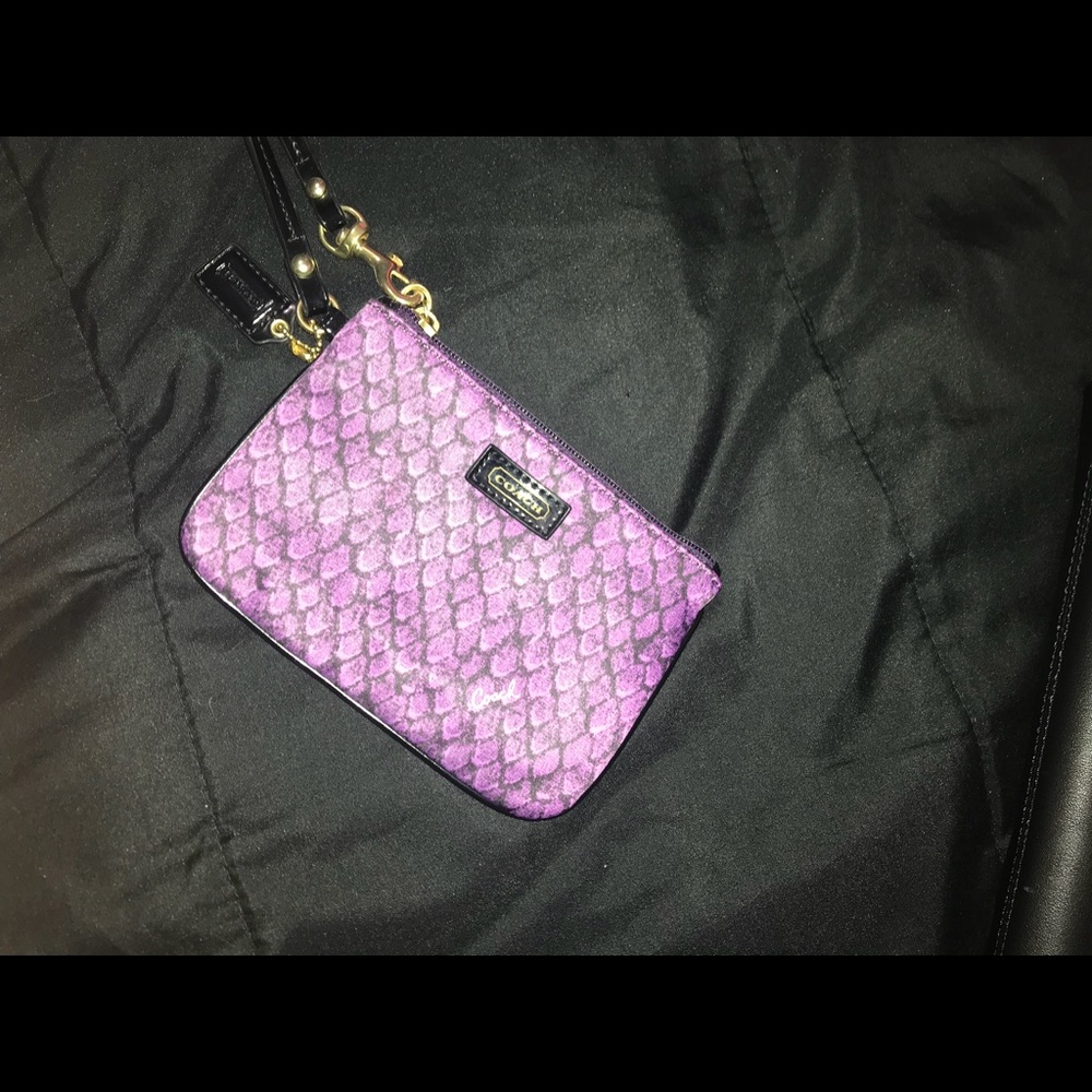 coach wristlet